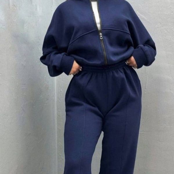 ست زنانه و دخترانه ورزشی طرح لاین