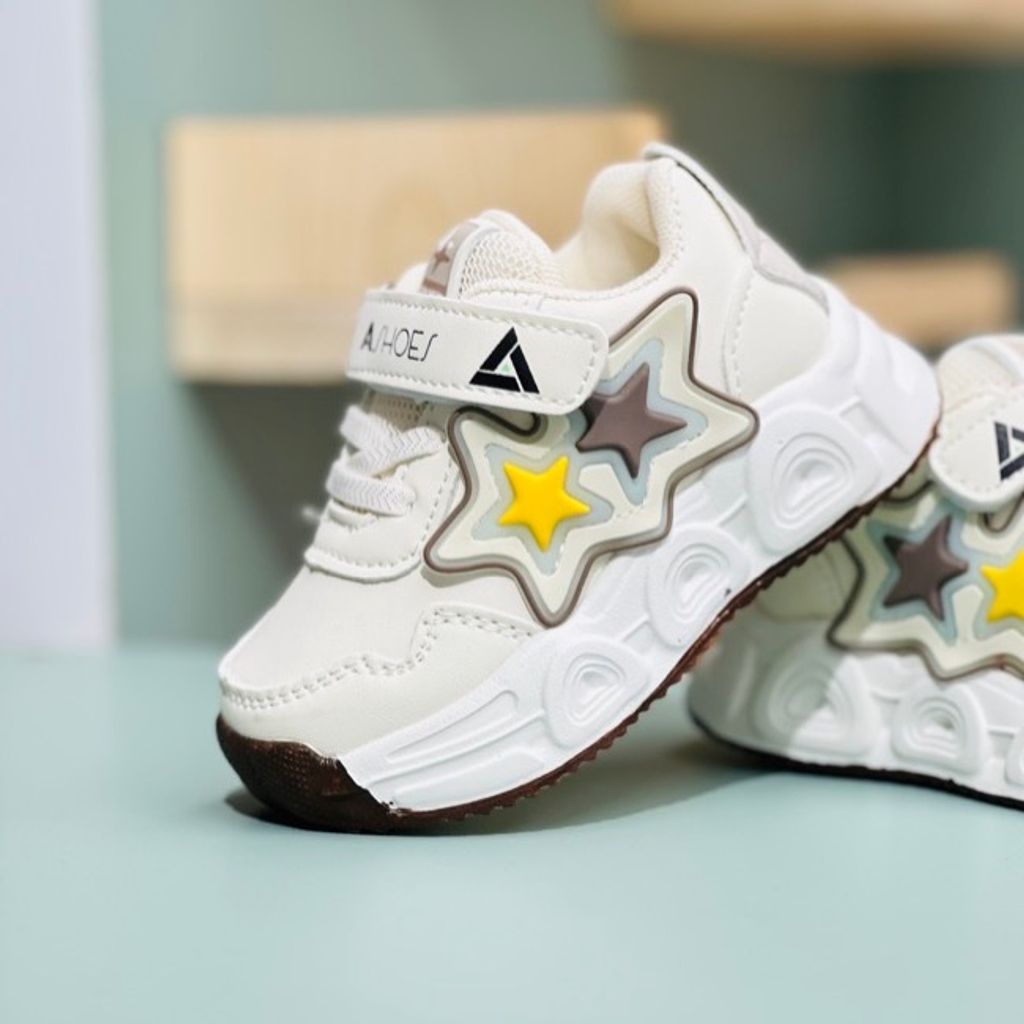 خرید اینترنتی قیمت کتونی بچگانه طرح دو ستاره از آشوز کد 4032002