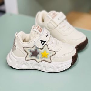 خرید اینترنتی قیمت کتونی بچگانه طرح دو ستاره از آشوز کد 4032002