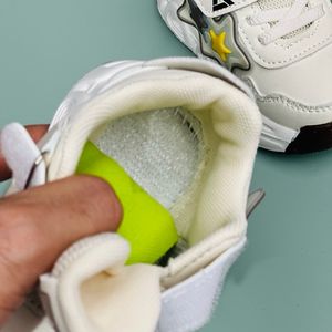 خرید اینترنتی قیمت کتونی بچگانه طرح دو ستاره از آشوز کد 4032002