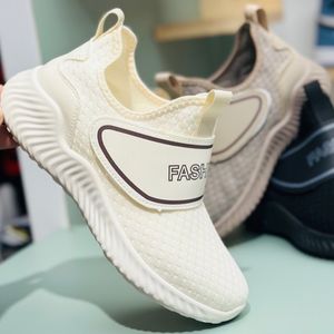 کتونی بچگانه جورابی طرح فشن از K-Z کد 4023002