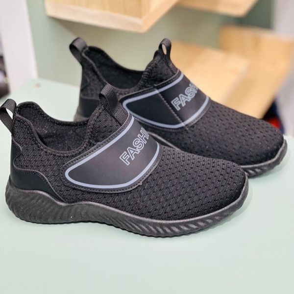 کتونی بچگانه جورابی طرح فشن از K-Z کد 4023002