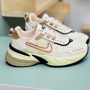 کتونی طرح نایک v2k از کاشوز کد 4022906