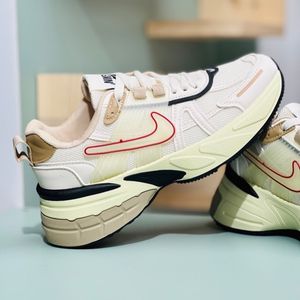 خرید اینترنتی قیمت کتونی طرح نایک v2k از کاشوز کد 4022906