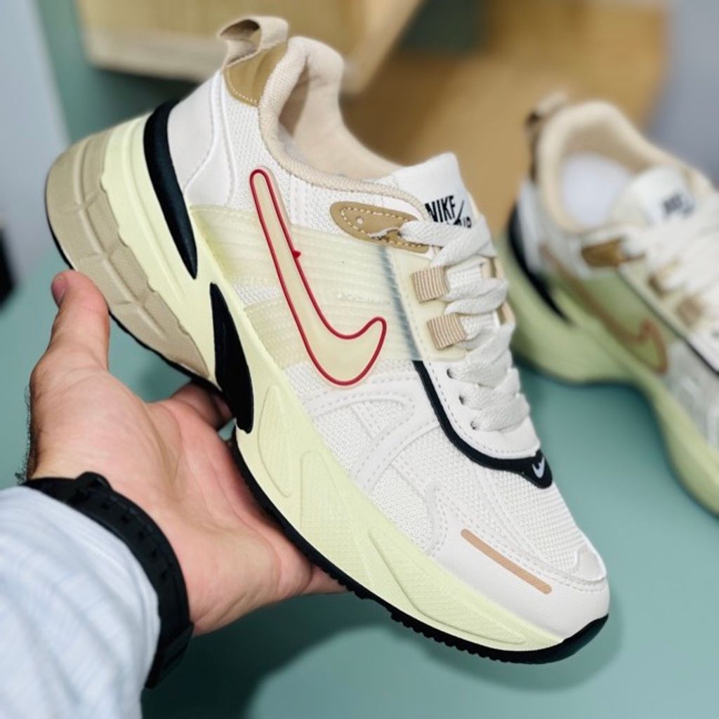 خرید اینترنتی قیمت کتونی طرح نایک v2k از کاشوز کد 4022906