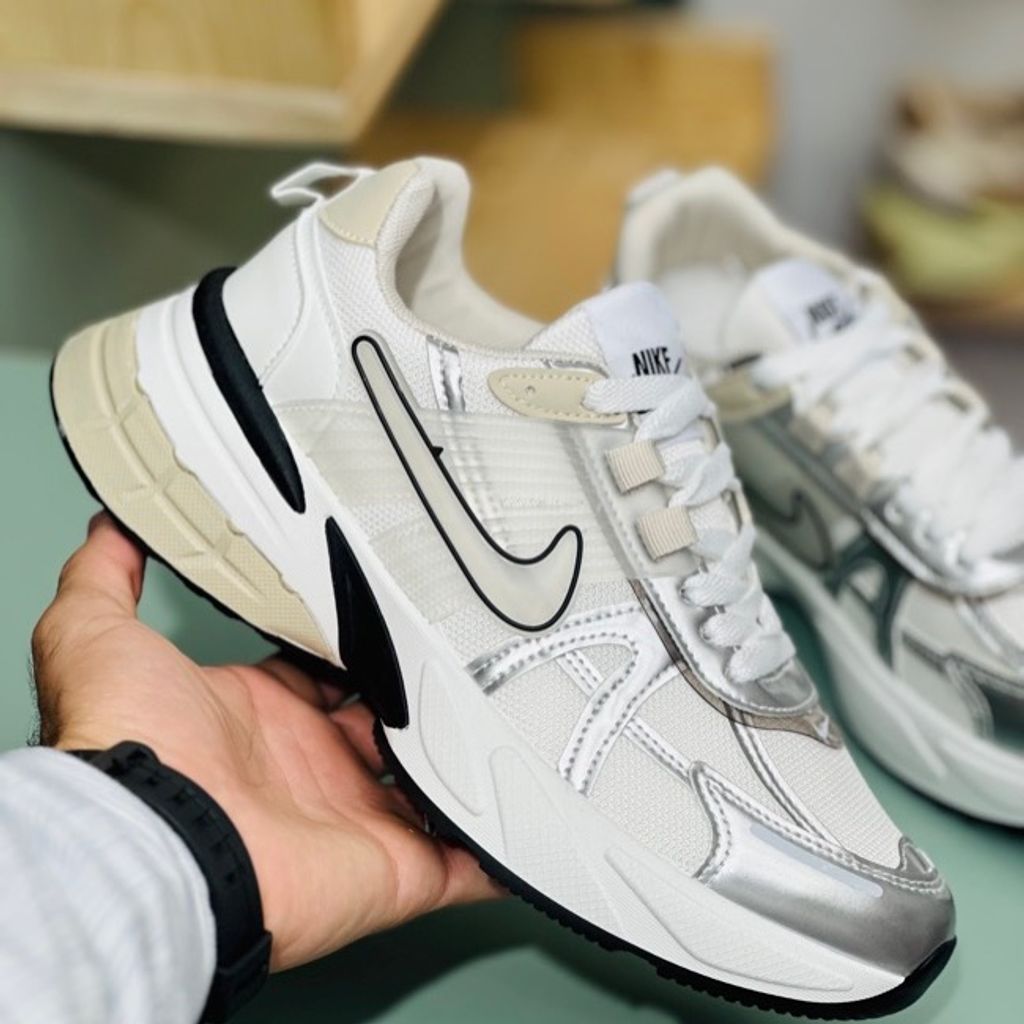 خرید اینترنتی قیمت کتونی طرح نایک v2k از کاشوز کد 4022905