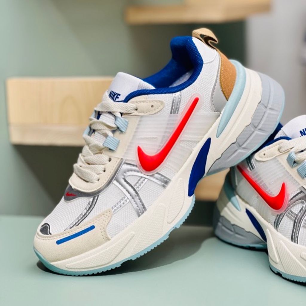 خرید اینترنتی قیمت کتونی طرح نایک v2k از کاشوز کد 4022904