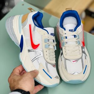 خرید اینترنتی قیمت کتونی طرح نایک v2k از کاشوز کد 4022904