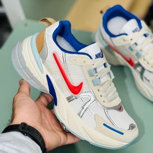 خرید اینترنتی قیمت کتونی طرح نایک v2k از کاشوز کد 4022904