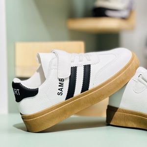 خرید اینترنتی قیمت ونس بچگانه طرح سامبا دوخط از Kids کد 4022103