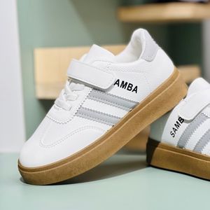 خرید اینترنتی قیمت ونس بچگانه طرح سامبا دوخط از Kids کد 4022103