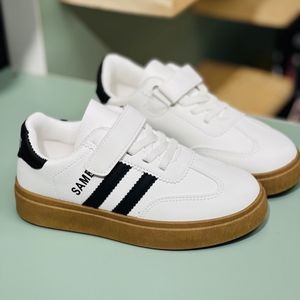 خرید اینترنتی قیمت ونس بچگانه طرح سامبا دوخط از Kids کد 4022103