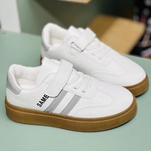 خرید اینترنتی قیمت ونس بچگانه طرح سامبا دوخط از Kids کد 4022103