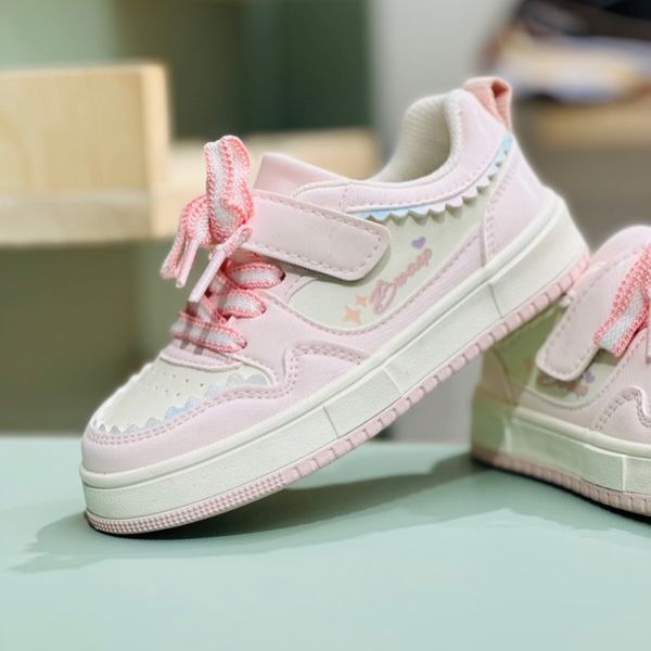 ونس بچگانه طرح چین دار از ال تی داک کد 120401