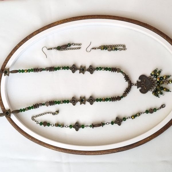 گردنبند دست ساز سبز یشمی