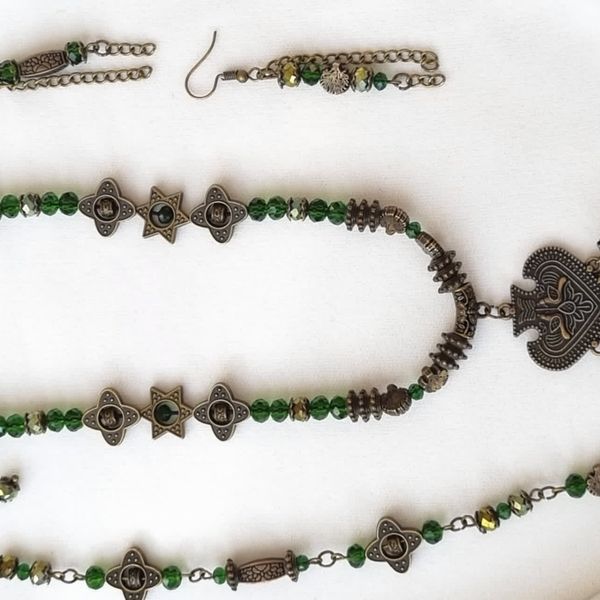 گردنبند دست ساز سبز یشمی