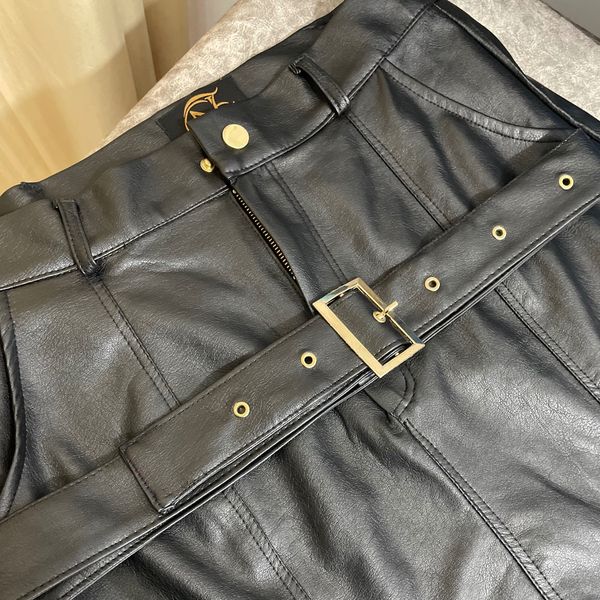 دامن چرم ویکتوریا