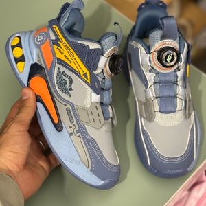 خرید اینترنتی قیمت کتونی بچگانه طرح کاپیتان از Kids کد 4060501