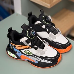 خرید اینترنتی قیمت کتونی بچگانه طرح کاپیتان از Kids کد 4060501