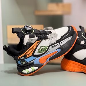 خرید اینترنتی قیمت کتونی بچگانه طرح کاپیتان از Kids کد 4060501