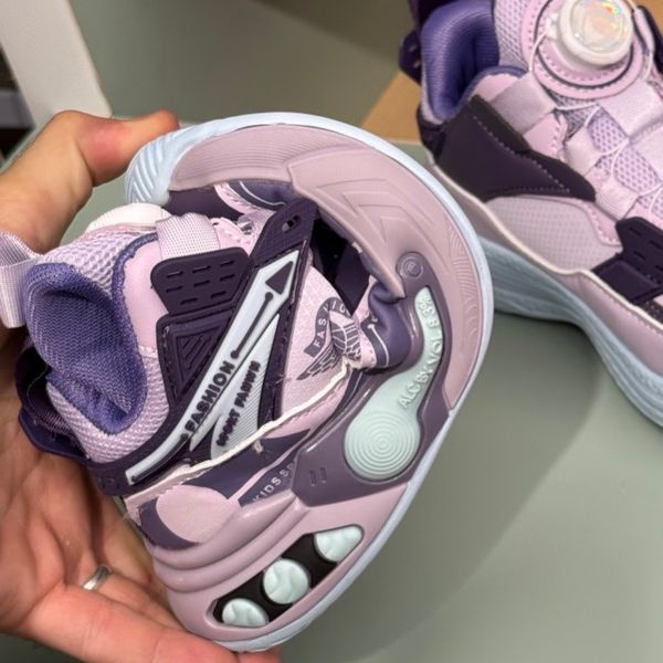 کتونی بچگانه طرح کاپیتان از Kids کد 4060501