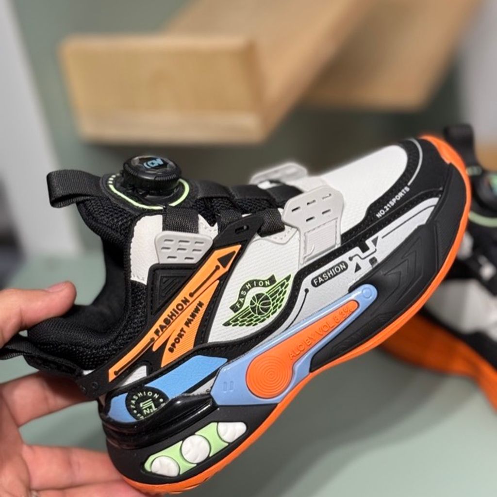 خرید اینترنتی قیمت کتونی بچگانه طرح کاپیتان از Kids کد 4060501