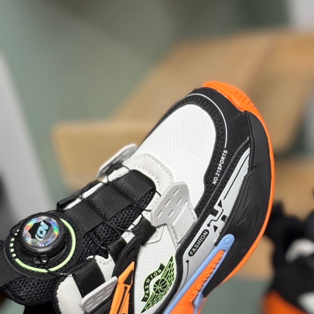 خرید اینترنتی قیمت کتونی بچگانه طرح کاپیتان از Kids کد 4060501