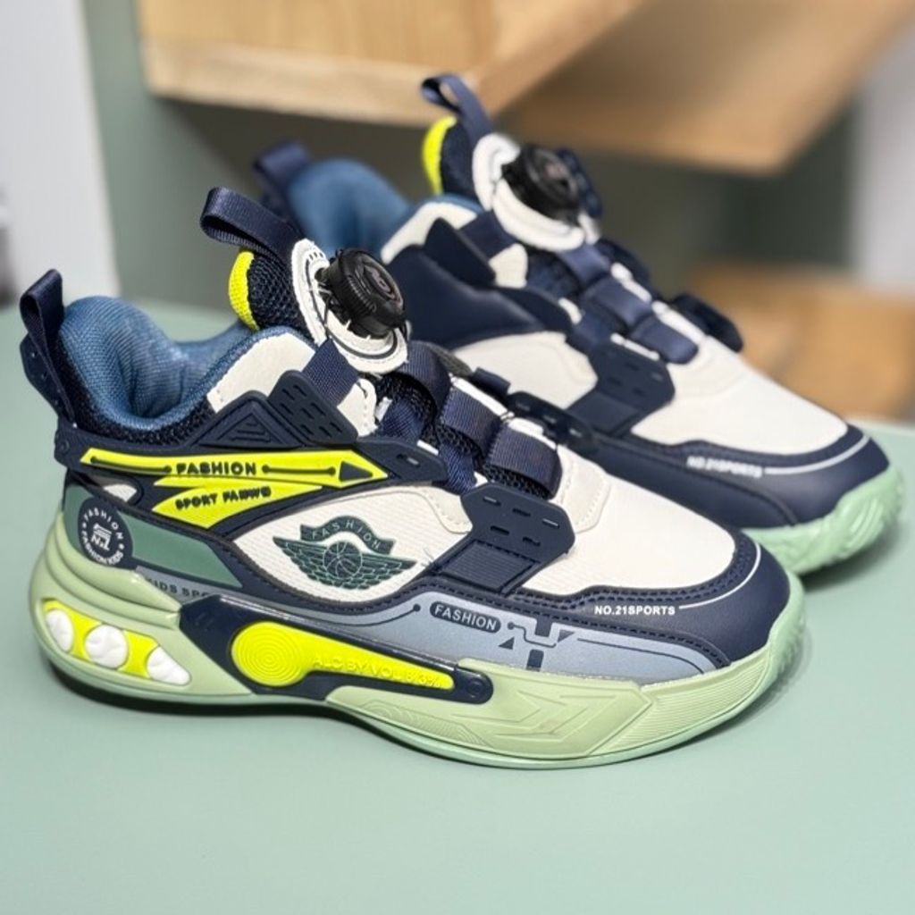 خرید اینترنتی قیمت کتونی بچگانه طرح کاپیتان از Kids کد 4060501