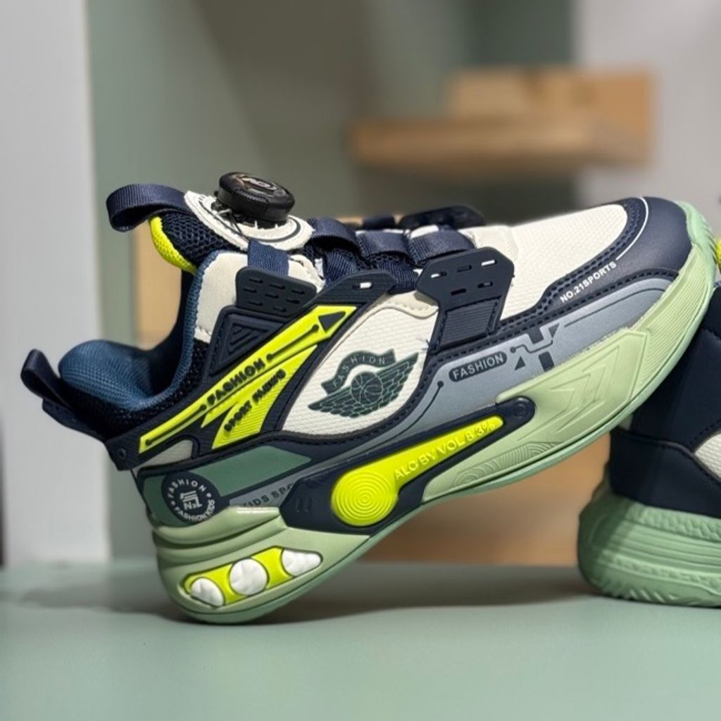 خرید اینترنتی قیمت کتونی بچگانه طرح کاپیتان از Kids کد 4060501