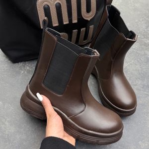 مشخصات بوت زنانه کد7