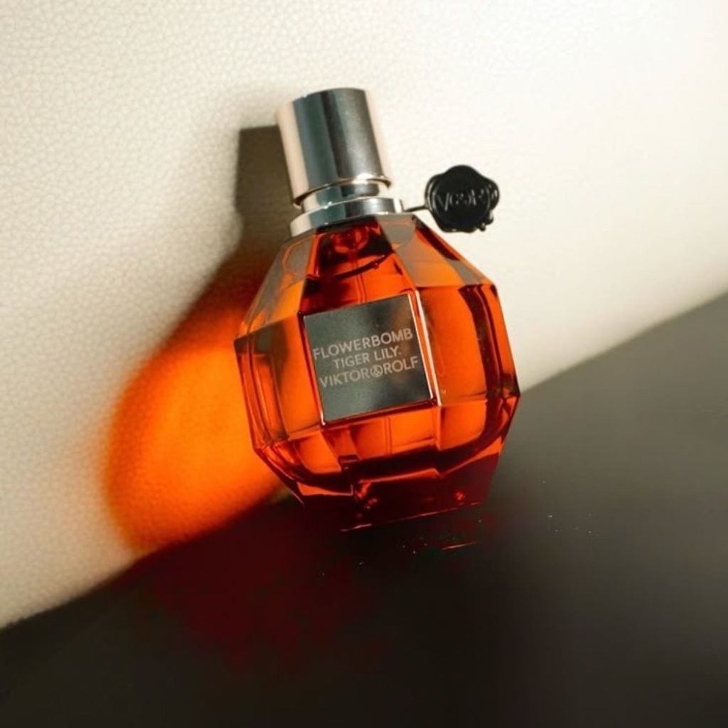 خرید انلاین تستر ویکتور اند رولف فلاوربمب تایگر لیلی VIKTOR&ROLF - Flowerbomb Tiger Li