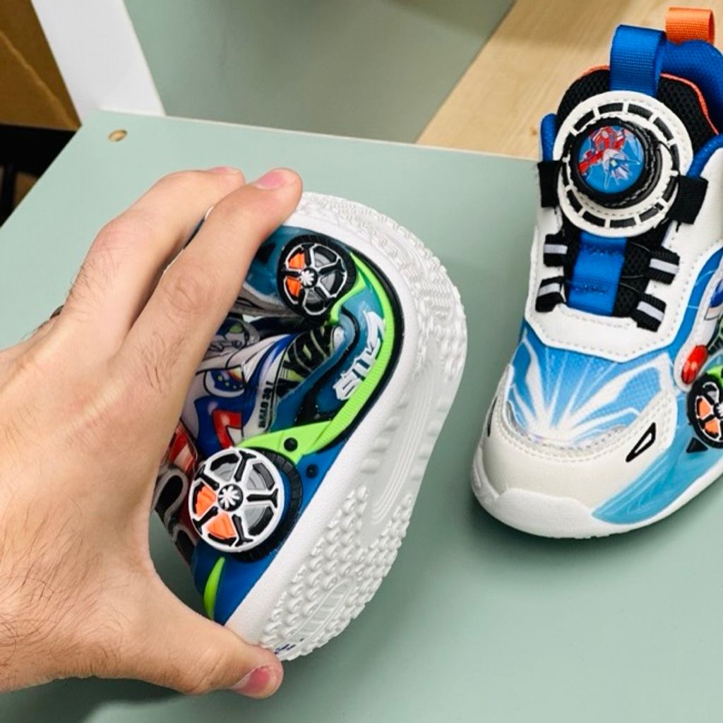 خرید اینترنتی قیمت کتونی بچگانه طرح بتمن از وین استار کد 4012802