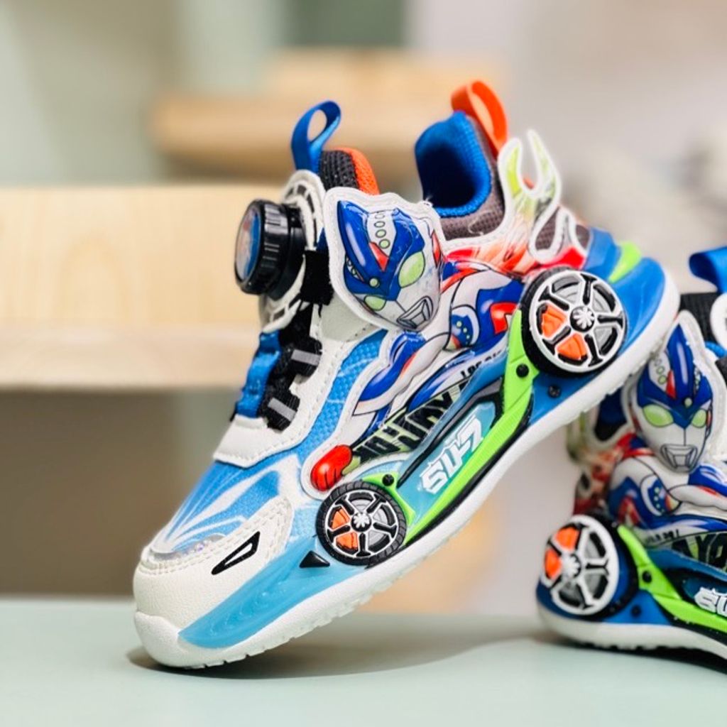 خرید اینترنتی قیمت کتونی بچگانه طرح بتمن از وین استار کد 4012802