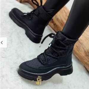 مشخصات بوت زنانه کاپشتی زیره پیو نرم سبک طبی ضدآب