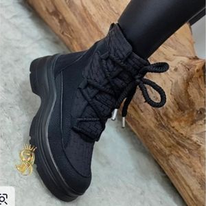 بوت زنانه کاپشتی زیره پیو نرم سبک طبی ضدآب