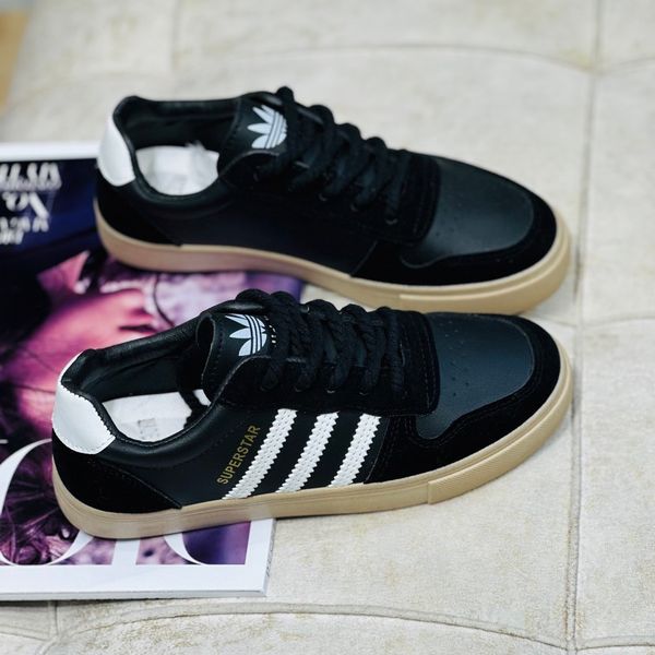 ونس بزرگسال سامبا طرح آدیداس کد 072403