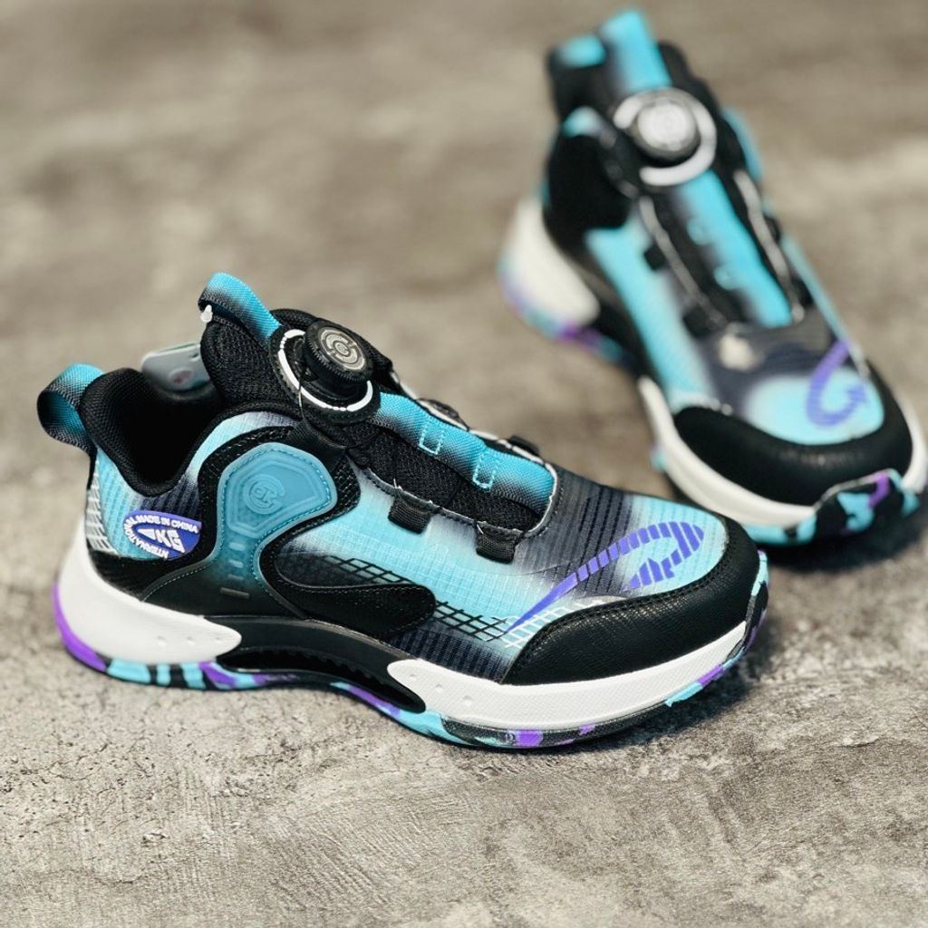 خرید اینترنتی قیمت کتونی طرح فلشر از BKG کد 021802