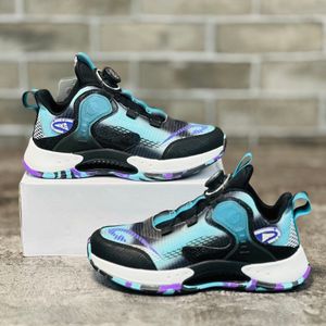 خرید اینترنتی قیمت کتونی طرح فلشر از BKG کد 021802