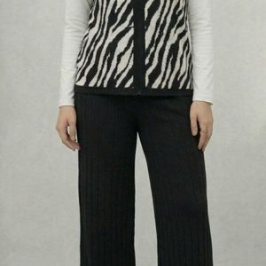 خرید اینترنتی جلیقه وشلوار زبرا بافت