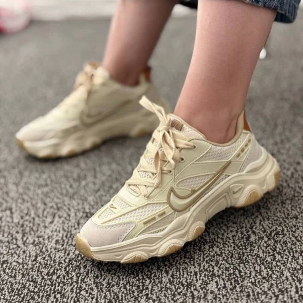 خرید انلاین کتونی اسپرت مدل نایکو