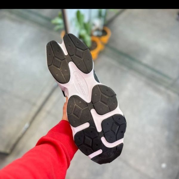 کفش اسپرت برند 9060 مردانه سایز 41 تا 44 باقیمت استثنایی