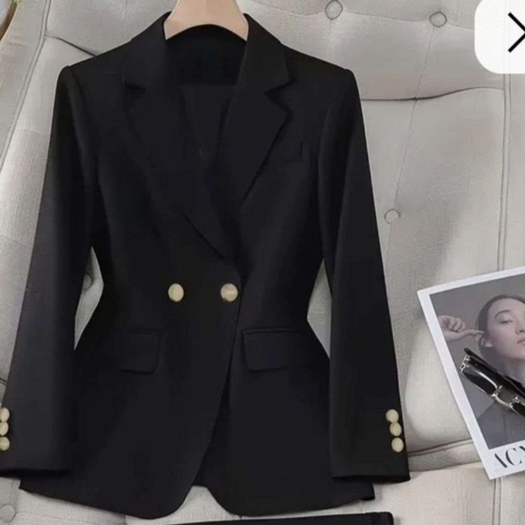 مشخصات کت و شلوار نگار زنانه