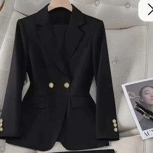 کت و شلوار نگار زنانه