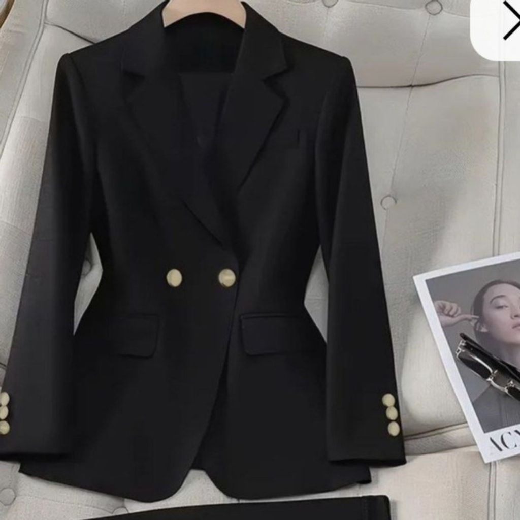 مشخصات کت و شلوار نگار زنانه