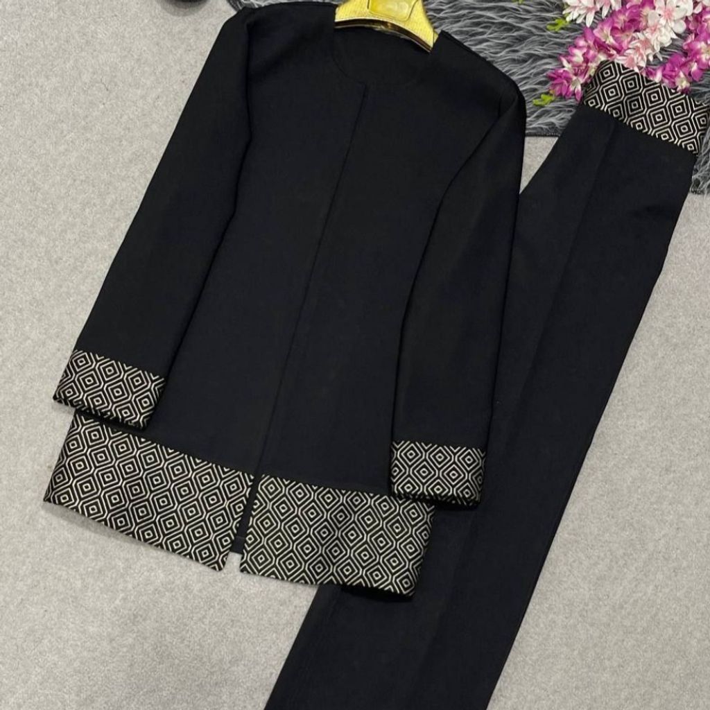 خرید آنلاین کت شلوار پرنیا