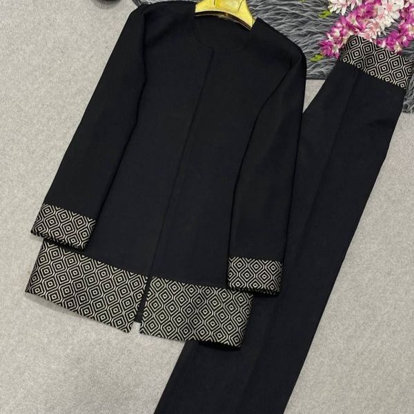 کت شلوار پرنیا