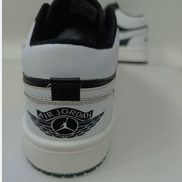 کتونی مردانه جردن 1 مشکی سفید