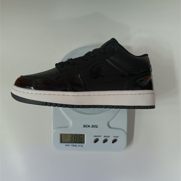 کتونی مردانه جردن 1 ورنی مشکی کیفیت بالا