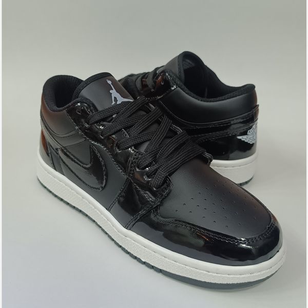 کتونی مردانه جردن 1 ورنی مشکی کیفیت بالا