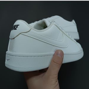 قیمت کتونی ونس مردانه تمام سفید نایک کیفیت بالا(زیره لاستیک)